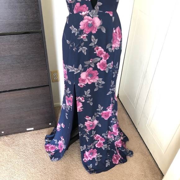 Fame & Partners The Rowen Floral Gown - Picture 3 of 8